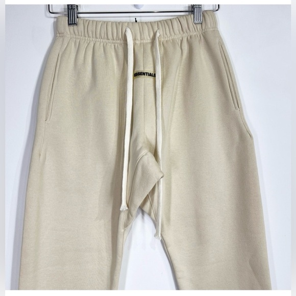 Essentials Fear Of God - Picture 3 of 5